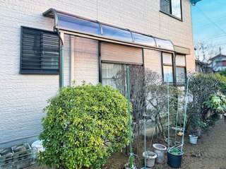 破損した屋根材を交換してテラス屋根を再利用　松戸市E邸