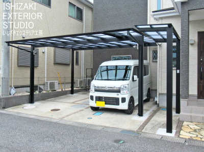 2台用のワイドカーポートとサイクルポートを設置後