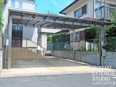シャイングレーの本体×ブルーの屋根
