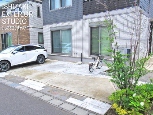 芝から土間コンクリートへの車庫拡張リフォーム