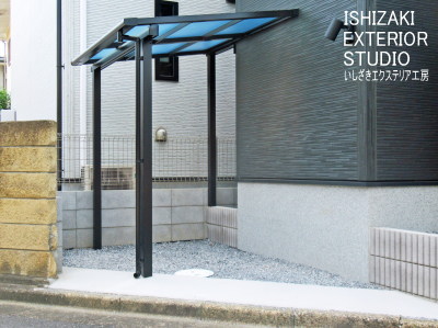 道路側のみ土間コンクリート打設後