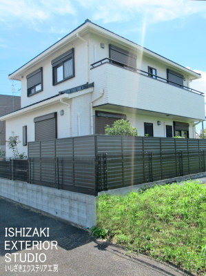 強度のある施工後のアルミ目隠しフェンス