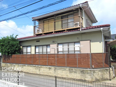 まるでブロック上にフェンスが設置してあるように見える施工後