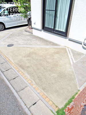 目地を綺麗に埋めた施工後の車庫