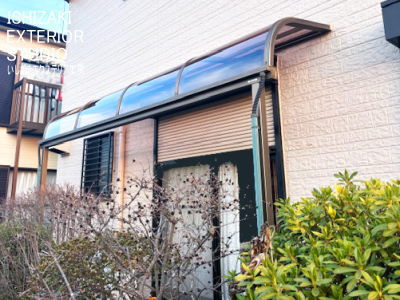 屋根材をポリカーボネート材に交換後