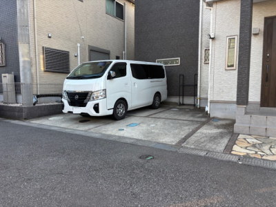 施工前の車庫と自転車置場