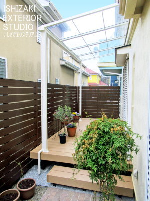 LIXILのテラス屋根「スピーネF型」