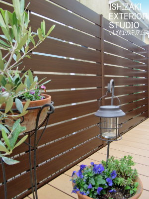 木調目隠しフェンス