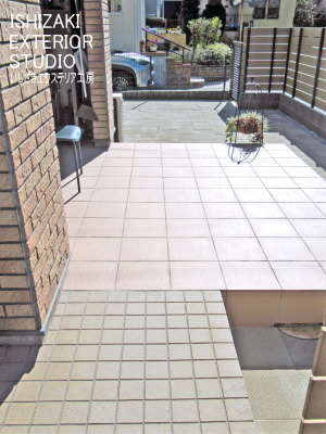 玄関、リビング前、その他のスペースと場所に合わせて素材を変更