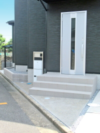 砂利を樹脂舗装にアプローチリフォーム　柏市I邸